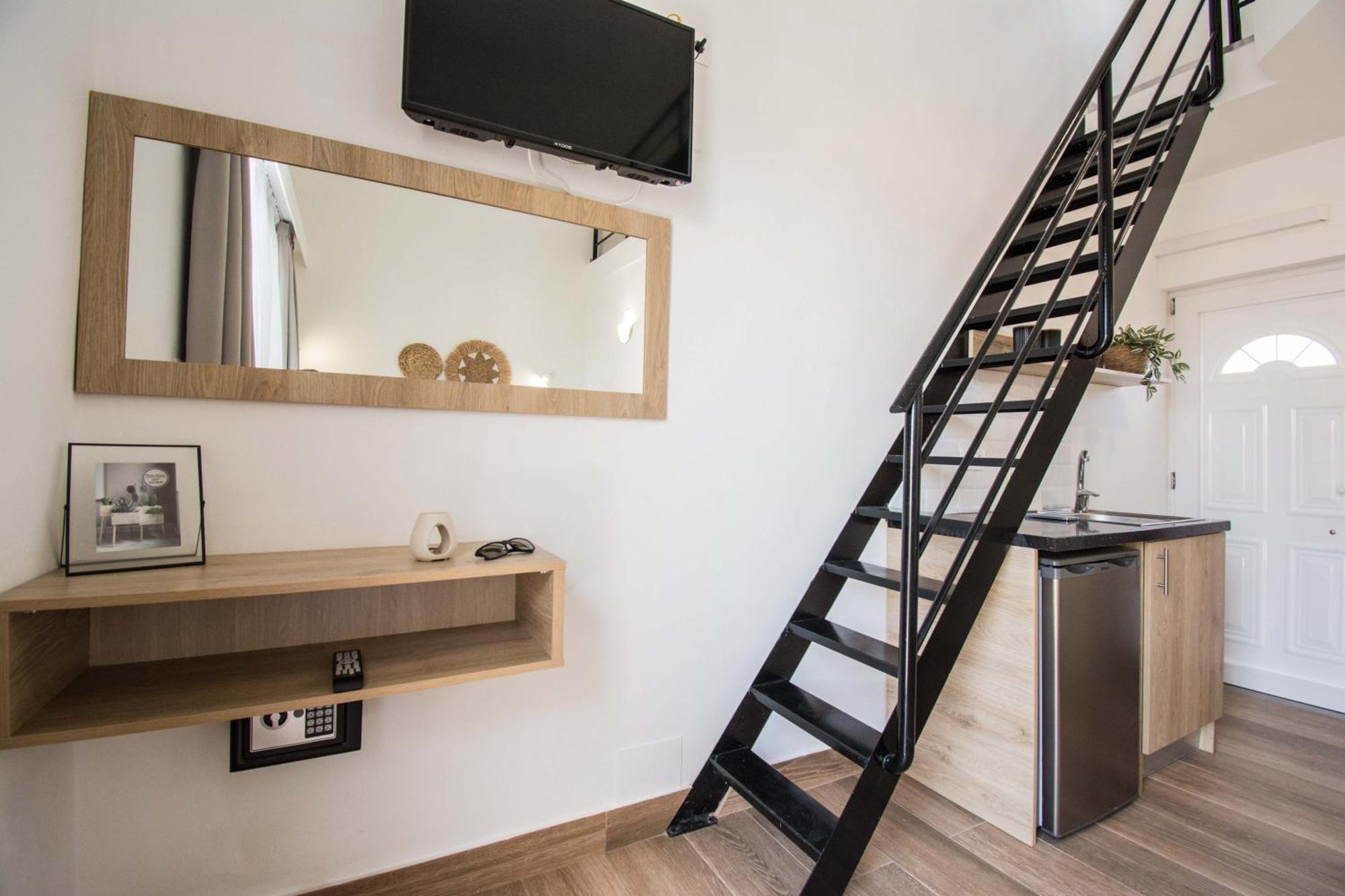 Michalianna Suites "By Checkin" Gouves Dış mekan fotoğraf