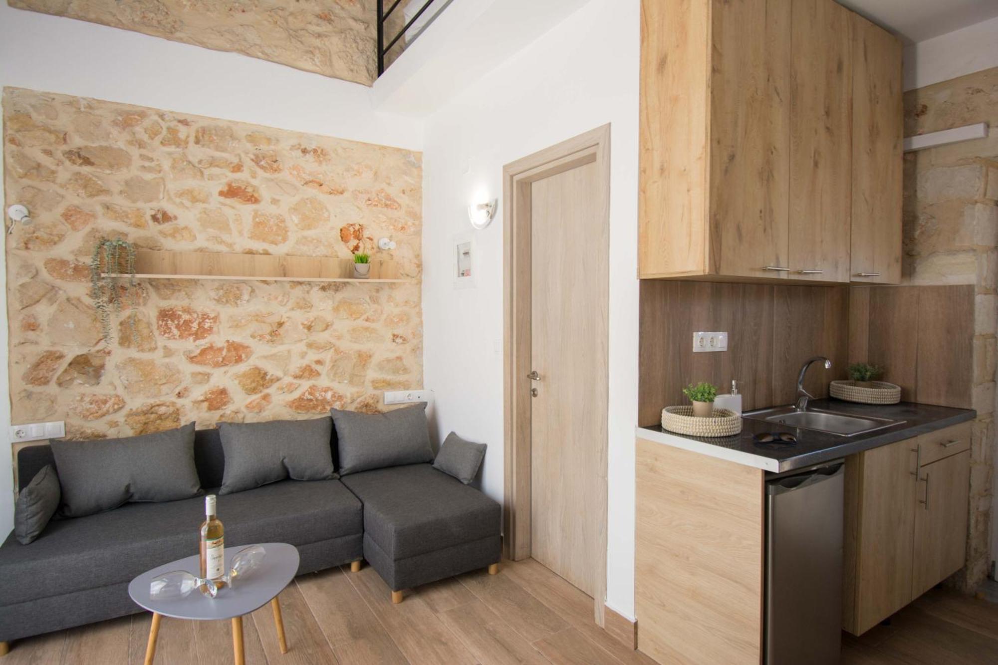 Michalianna Suites "By Checkin" Gouves Dış mekan fotoğraf